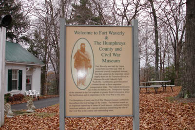 Fort Waverly Sign